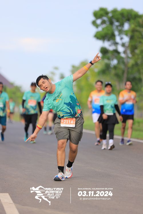 Race photo from Arutmin Borneo Run 2024