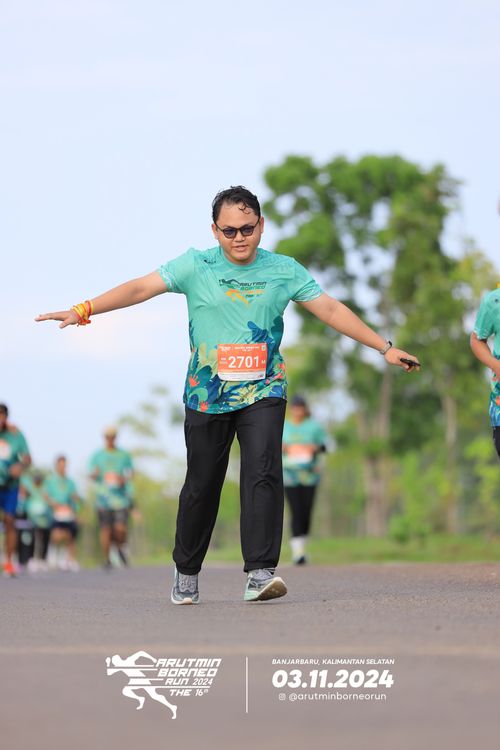 Race photo from Arutmin Borneo Run 2024