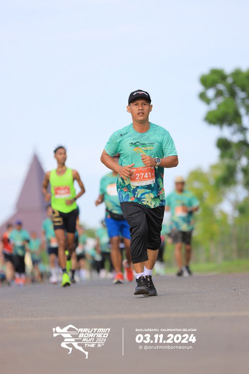 Race photo from Arutmin Borneo Run 2024