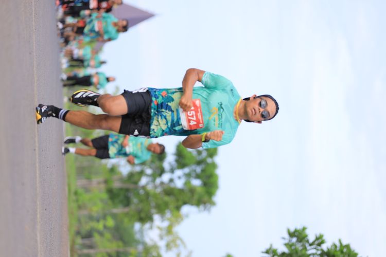 Race photo from Arutmin Borneo Run 2024
