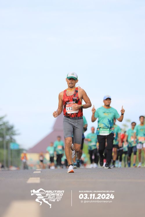 Race photo from Arutmin Borneo Run 2024