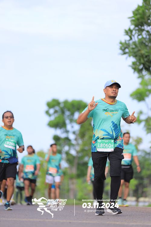 Race photo from Arutmin Borneo Run 2024