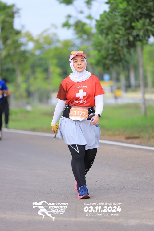 Race photo from Arutmin Borneo Run 2024