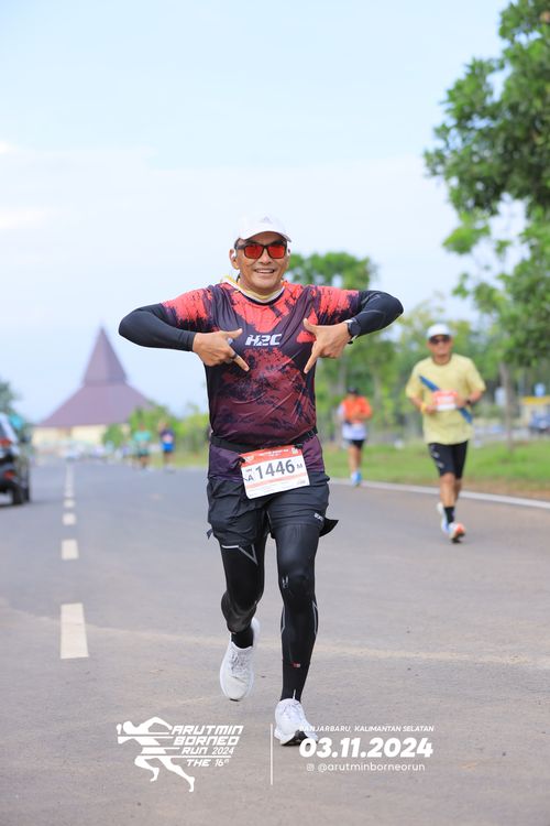 Race photo from Arutmin Borneo Run 2024