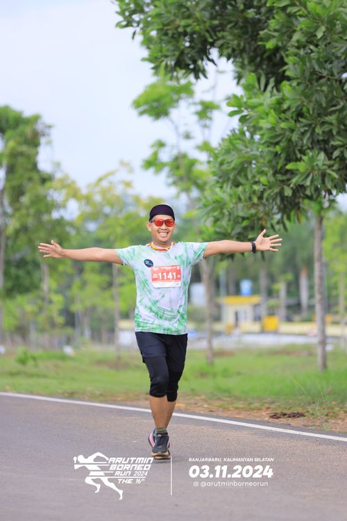 Race photo from Arutmin Borneo Run 2024