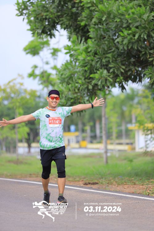 Race photo from Arutmin Borneo Run 2024