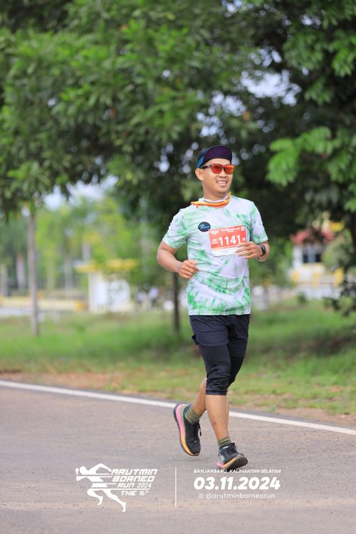 Race photo from Arutmin Borneo Run 2024