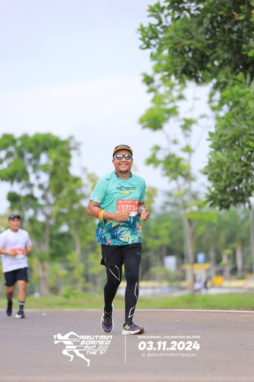 Race photo from Arutmin Borneo Run 2024