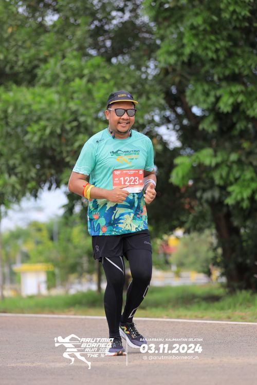 Race photo from Arutmin Borneo Run 2024