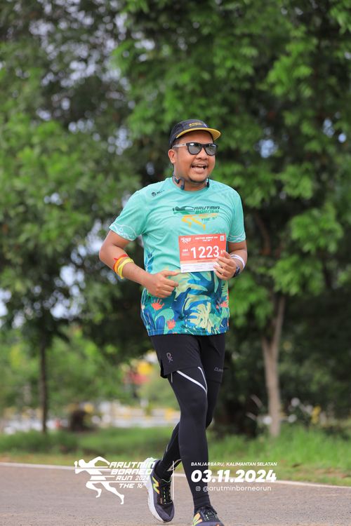 Race photo from Arutmin Borneo Run 2024