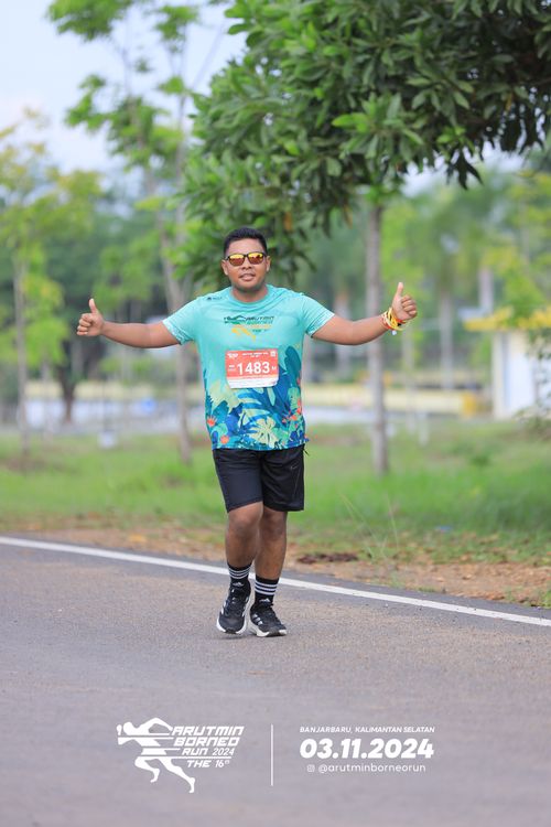Race photo from Arutmin Borneo Run 2024