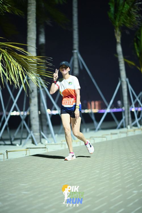 Race photo from PIK NITE RUN 2025