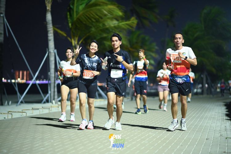 Race photo from PIK NITE RUN 2025