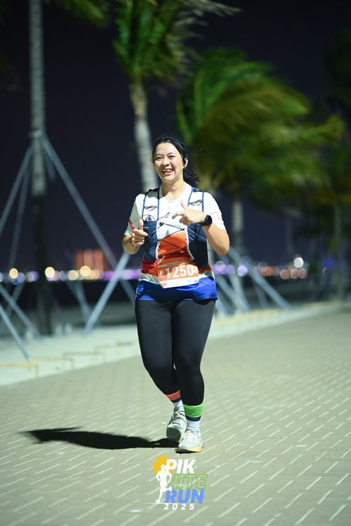 Race photo from PIK NITE RUN 2025