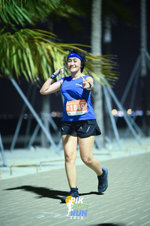 Race photo from PIK NITE RUN 2025