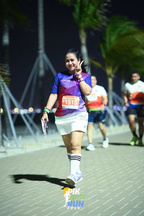 Race photo from PIK NITE RUN 2025