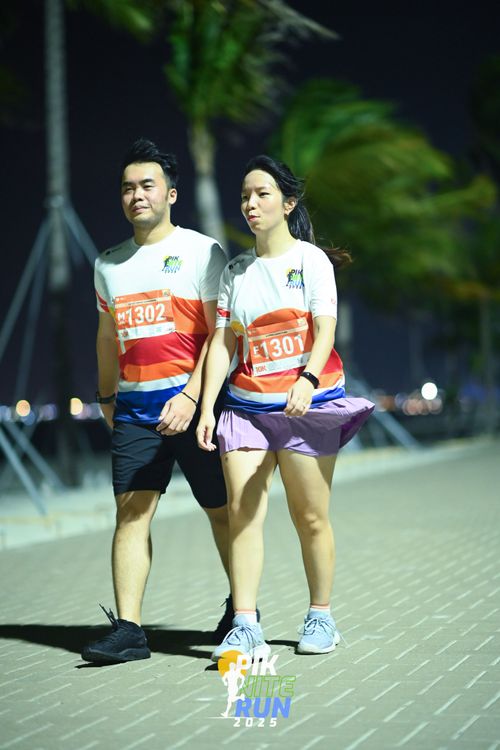 Race photo from PIK NITE RUN 2025
