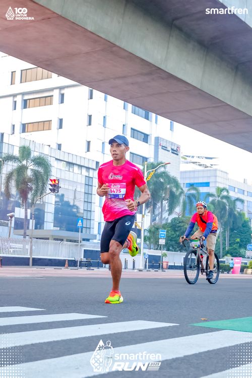 Race photo from Smartfren Run 2025 