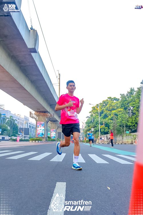 Race photo from Smartfren Run 2025 