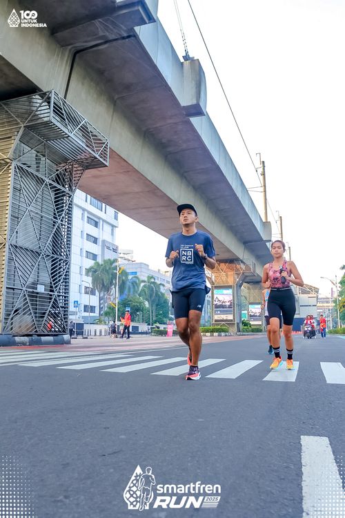 Race photo from Smartfren Run 2025 