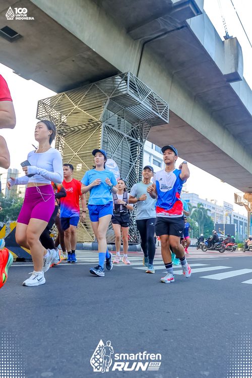Race photo from Smartfren Run 2025 