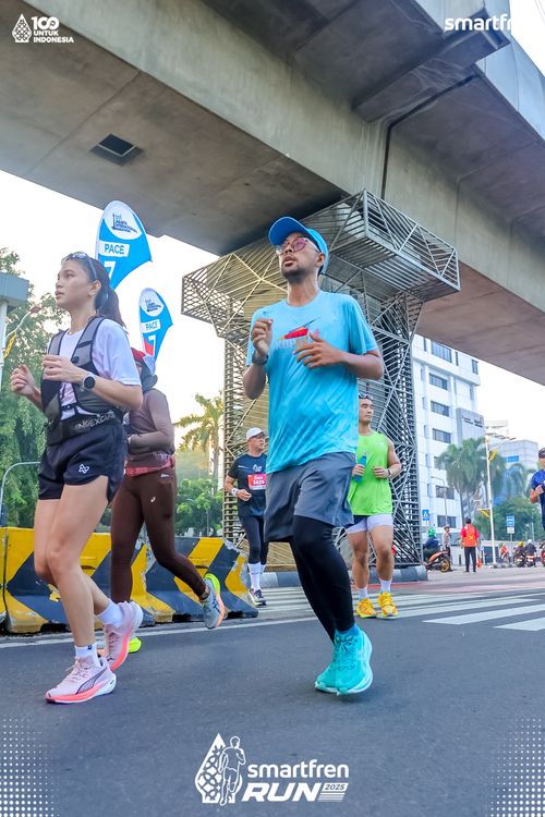 Race photo from Smartfren Run 2025 