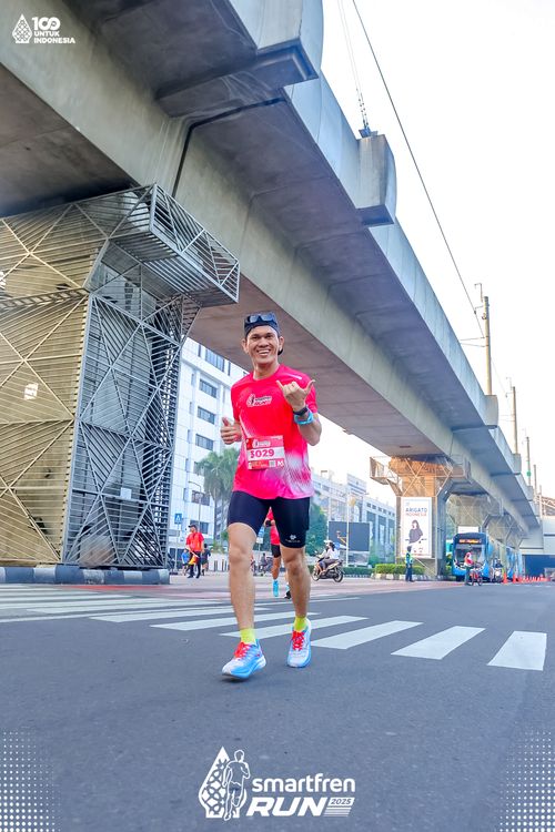 Race photo from Smartfren Run 2025 