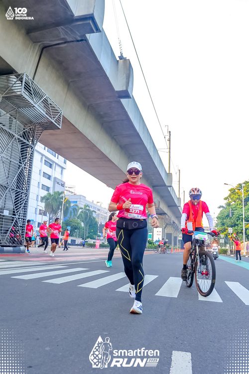 Race photo from Smartfren Run 2025 