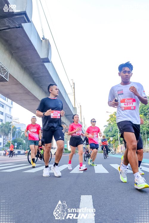 Race photo from Smartfren Run 2025 