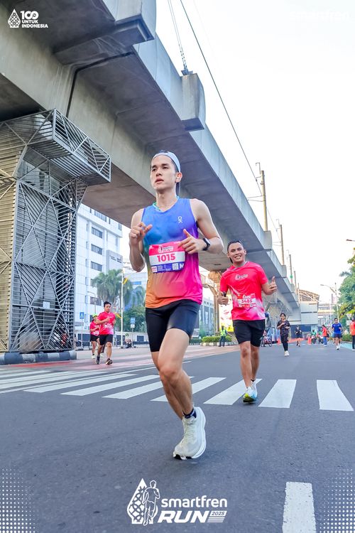 Race photo from Smartfren Run 2025 