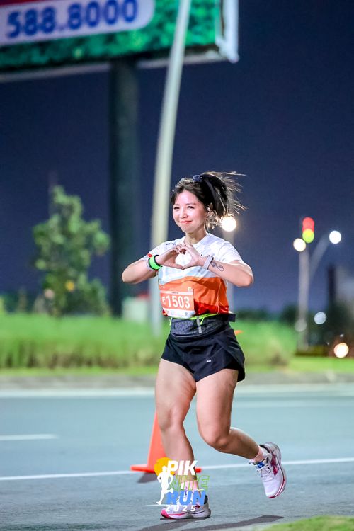 Race photo from PIK NITE RUN 2025