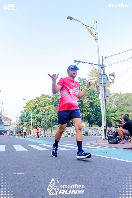 Race photo from Smartfren Run 2025 