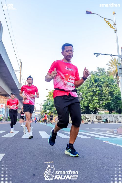 Race photo from Smartfren Run 2025 