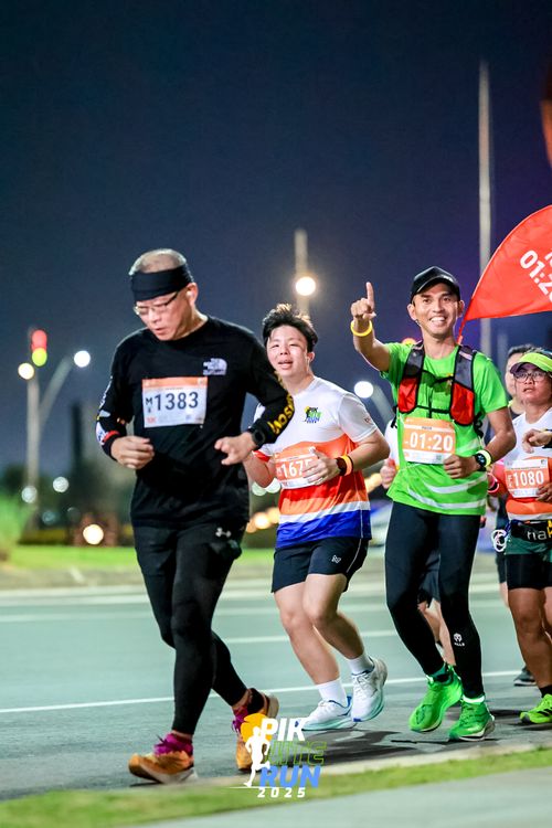Race photo from PIK NITE RUN 2025