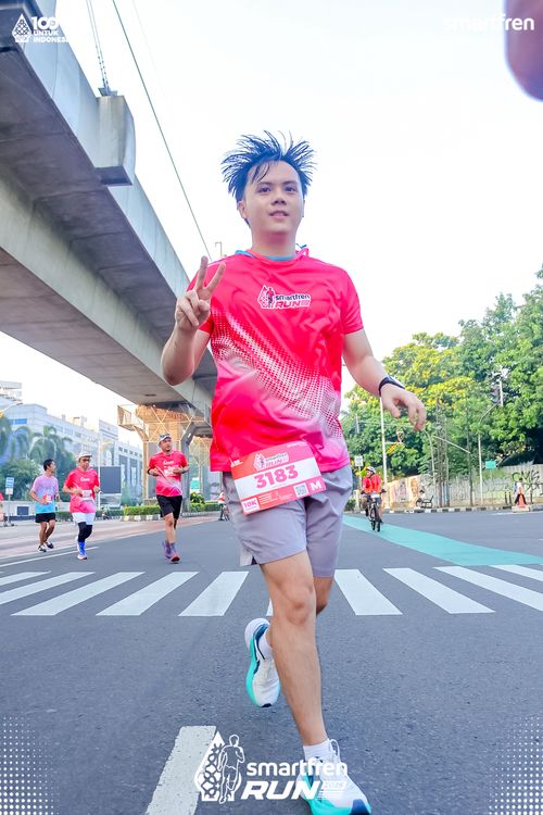 Race photo from Smartfren Run 2025 