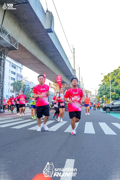 Race photo from Smartfren Run 2025 
