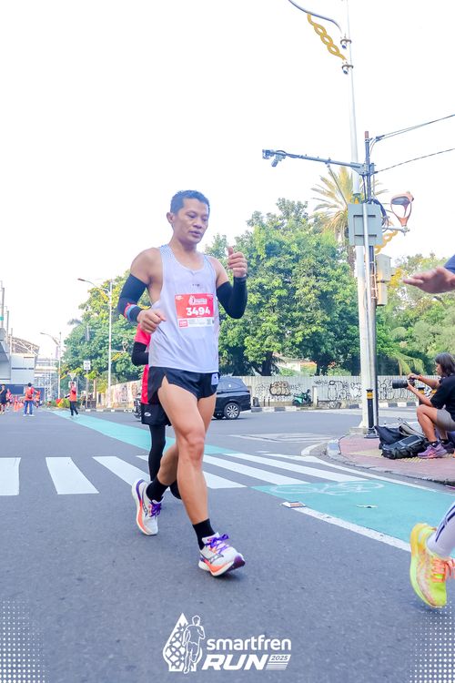 Race photo from Smartfren Run 2025 