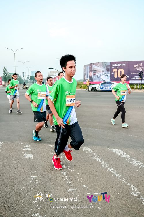 Race photo from BAF LIONS RUN 2024
