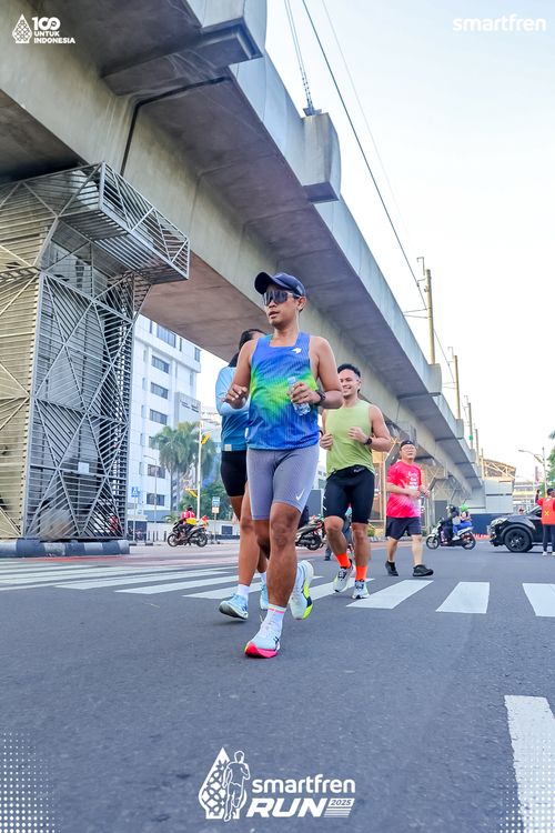 Race photo from Smartfren Run 2025 
