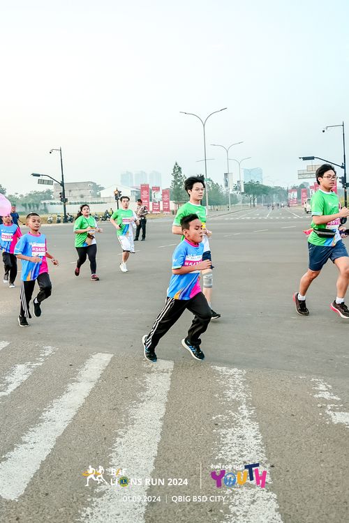 Race photo from BAF LIONS RUN 2024