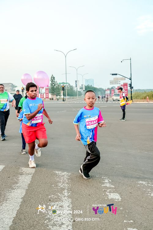 Race photo from BAF LIONS RUN 2024