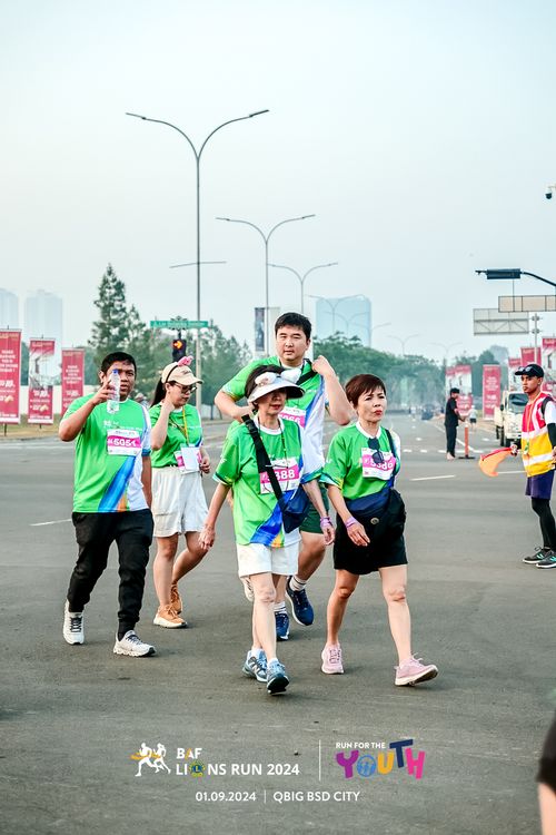 Race photo from BAF LIONS RUN 2024