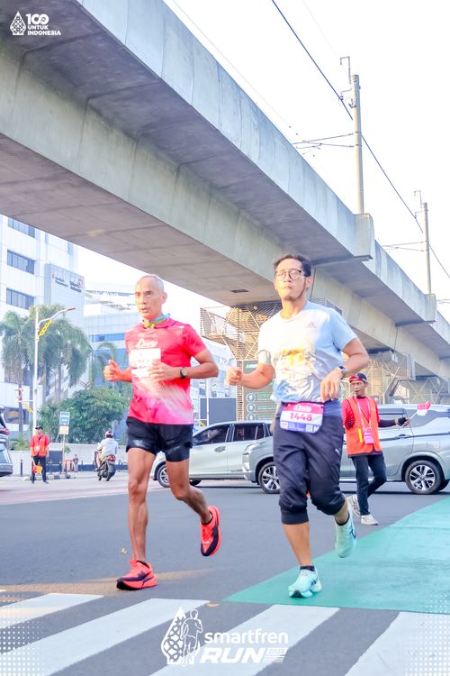 Race photo from Smartfren Run 2025 
