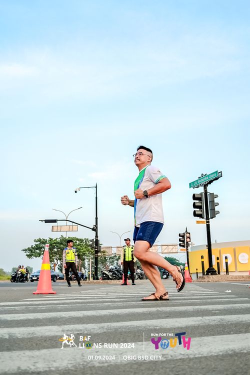 Race photo from BAF LIONS RUN 2024