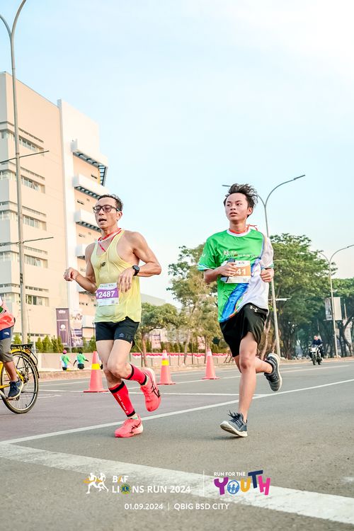 Race photo from BAF LIONS RUN 2024