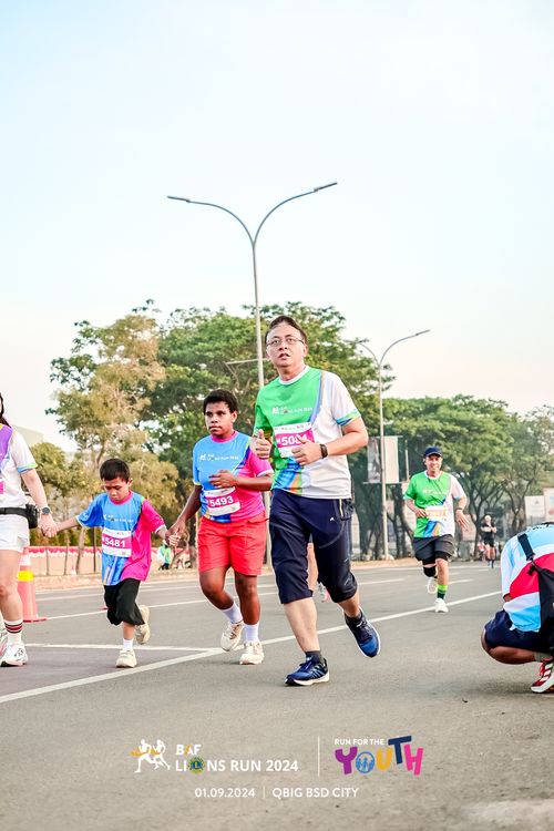 Race photo from BAF LIONS RUN 2024