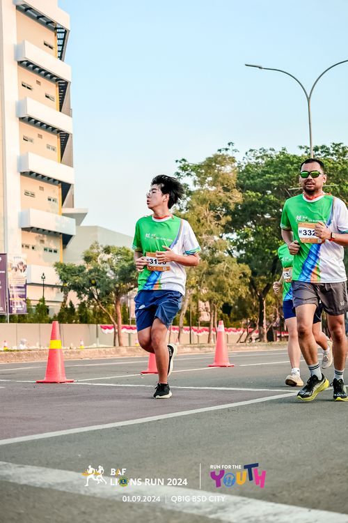 Race photo from BAF LIONS RUN 2024
