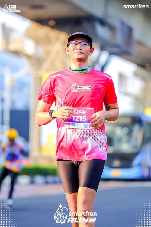 Race photo from Smartfren Run 2025 