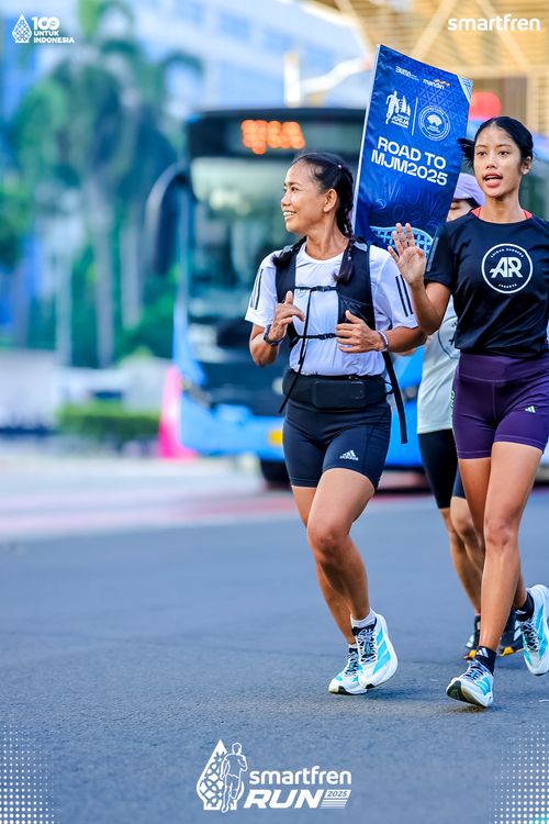 Race photo from Smartfren Run 2025 
