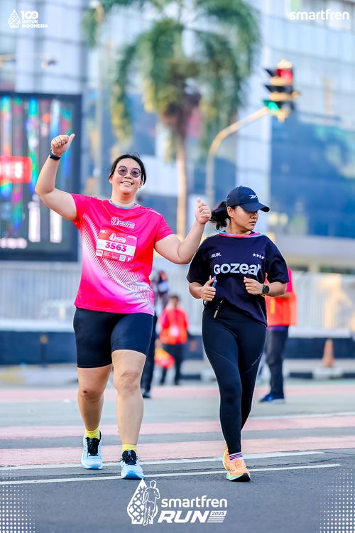 Race photo from Smartfren Run 2025 